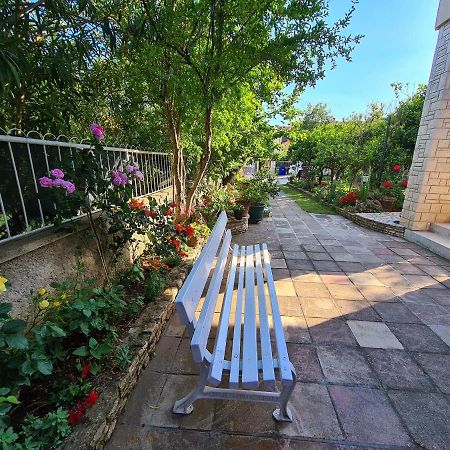 Apartments & Rooms Tom ميدولين المظهر الخارجي الصورة