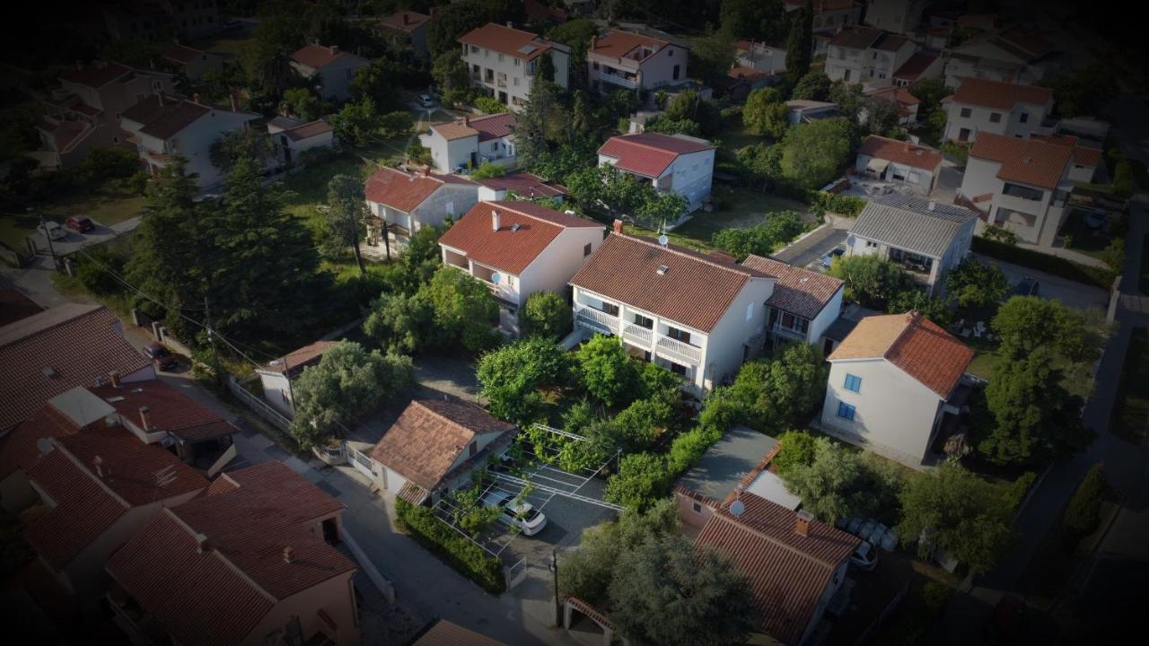 Apartments & Rooms Tom ميدولين المظهر الخارجي الصورة