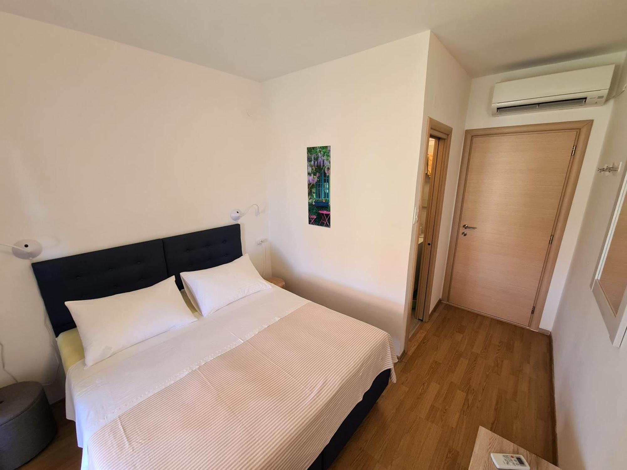 Apartments & Rooms Tom ميدولين المظهر الخارجي الصورة